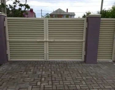 Распашные ворота с автоматикой в Ессентуках под ключ