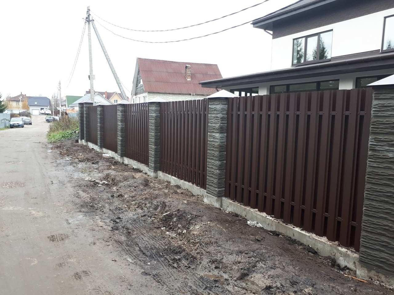 Забор шахматка 40м из штакетника столбы под камень в Ессентуках