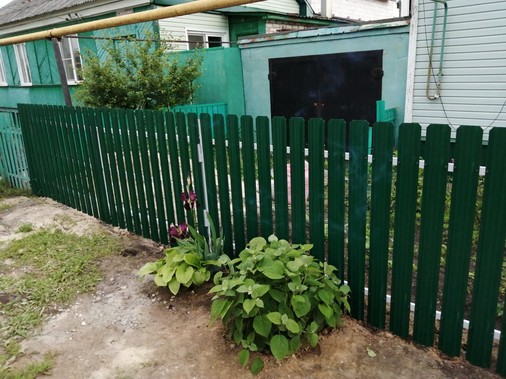 Комбинированный забор 25м штакетник и профлист, ворота, калитка фото8 в Ессентуках