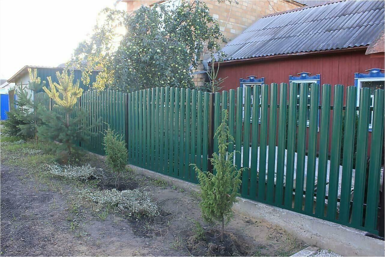 Забор из штакетника 60м фото1 в Ессентуках