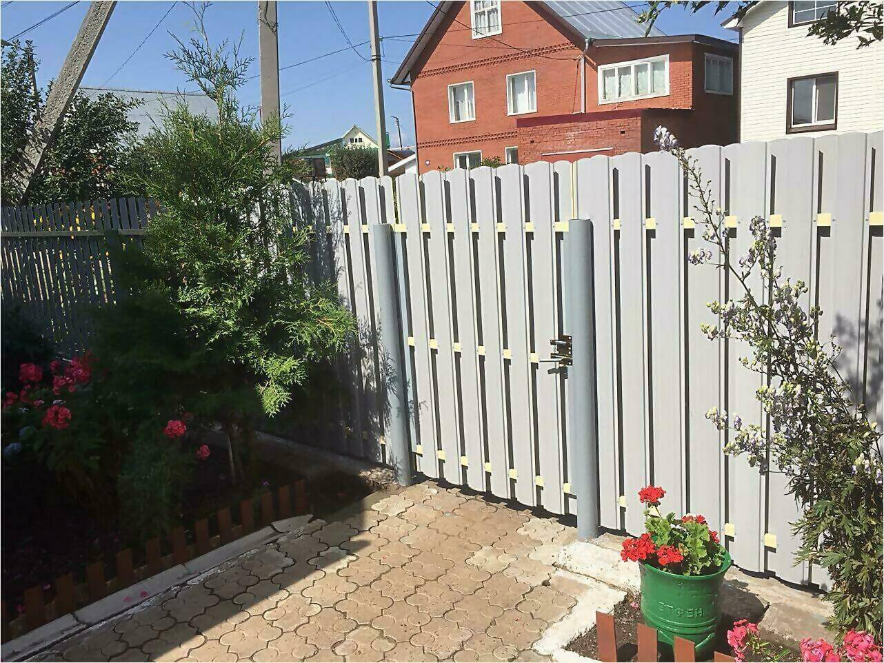 Забор из штакетника 65м фото4 в Ессентуках