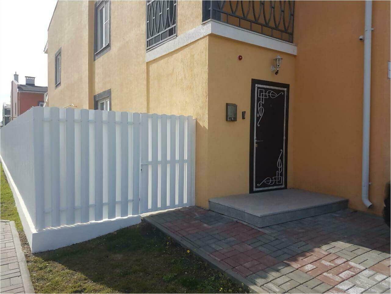 Забор из штакетника 70м фото2 в Ессентуках