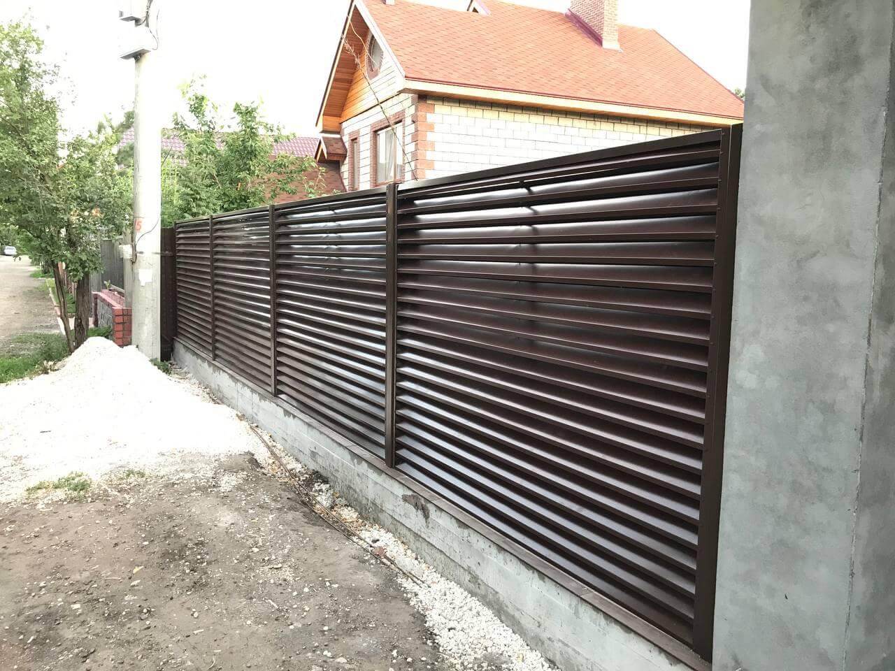 забор-жалюзи Шоколад двухсторонний фото1 в Ессентуках