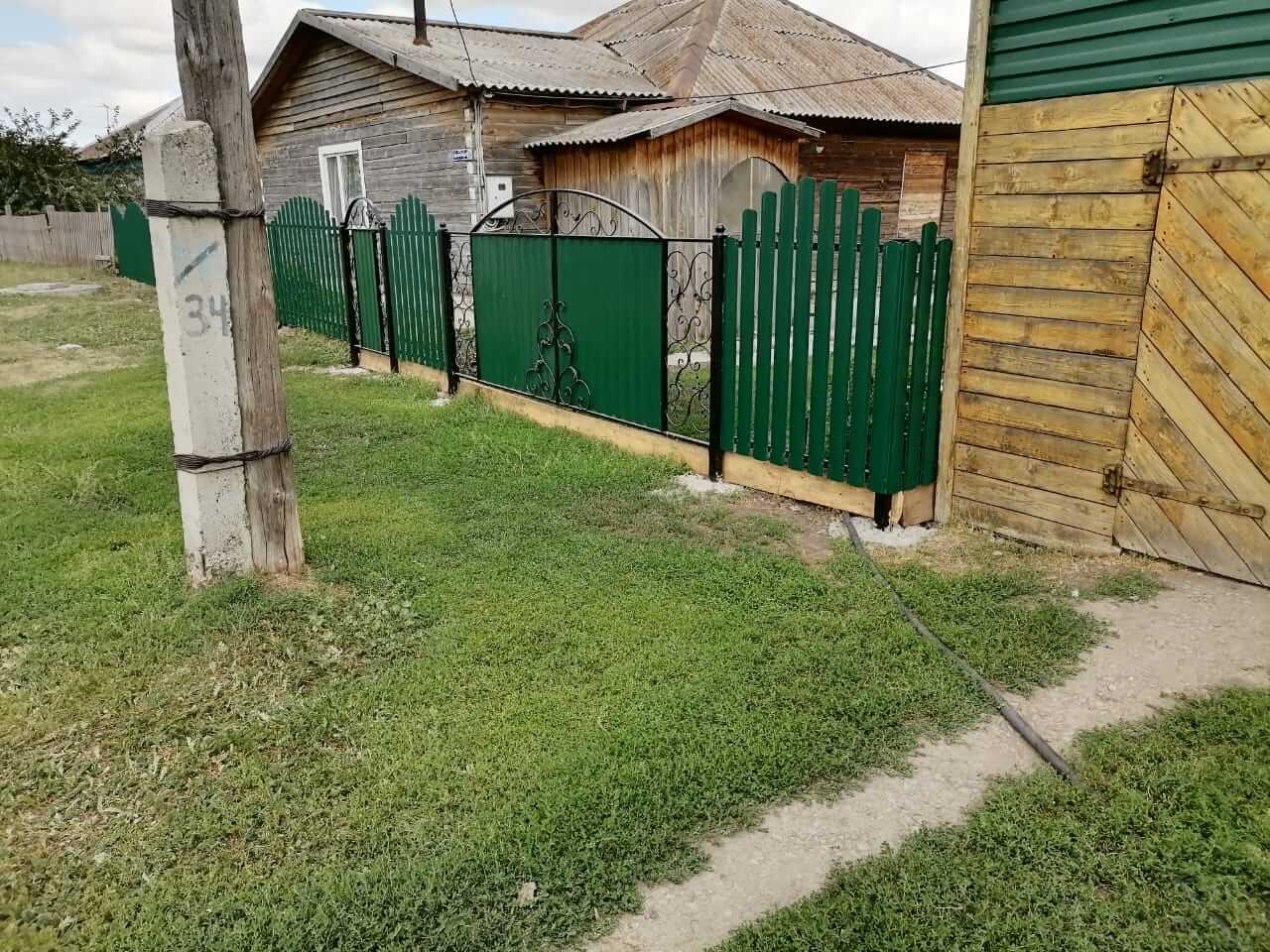 забор из штакетника Зеленый Мох фото2 в Ессентуках