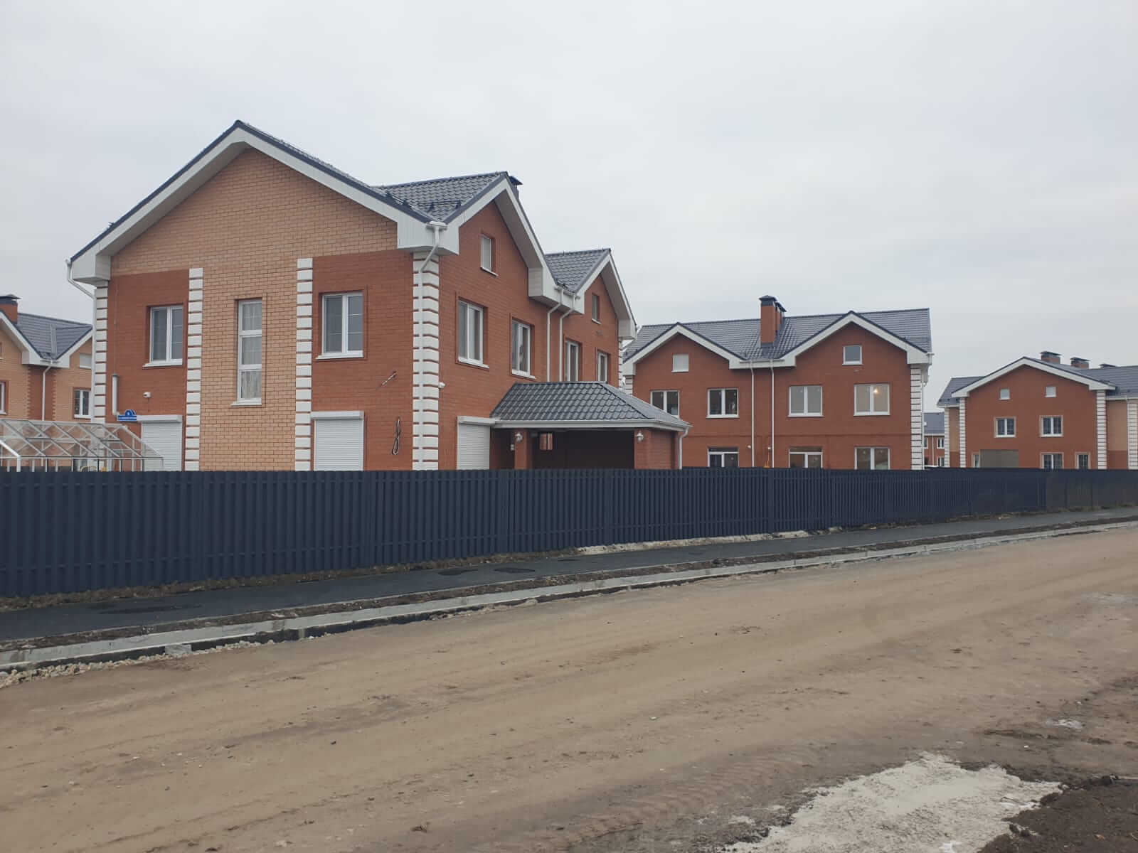 Забор из штакетника 230м Серый Графит фото6 в Ессентуках