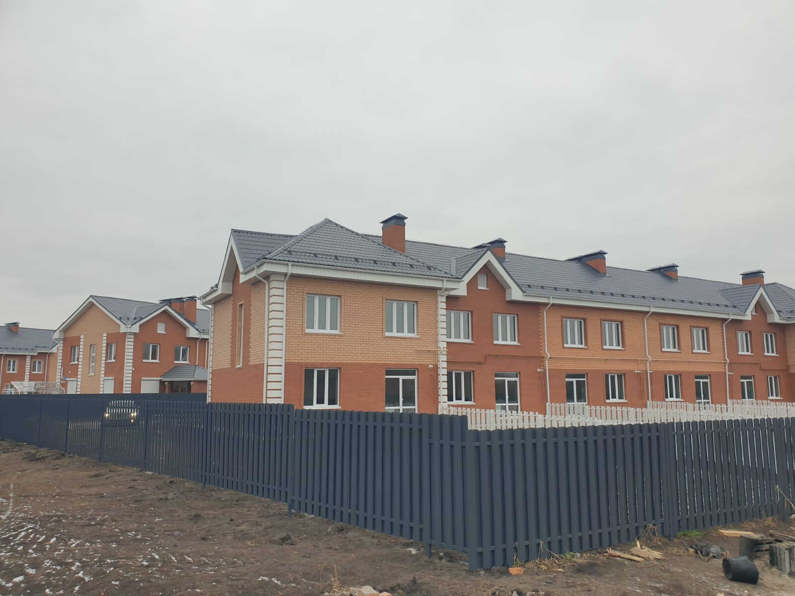 Забор из штакетника 230м Серый Графит фото4 в Ессентуках