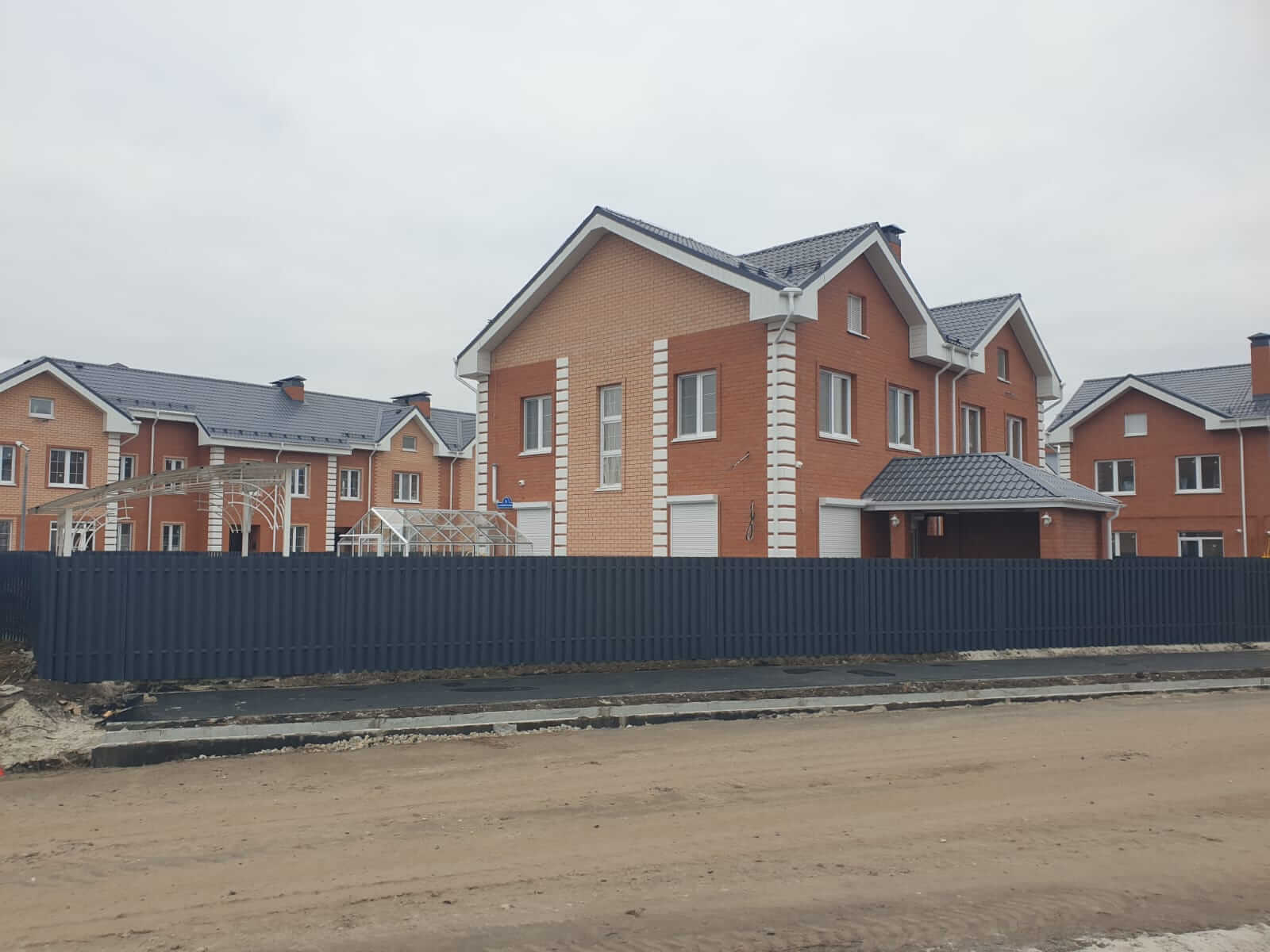 Забор из штакетника 230м Серый Графит фото3 в Ессентуках