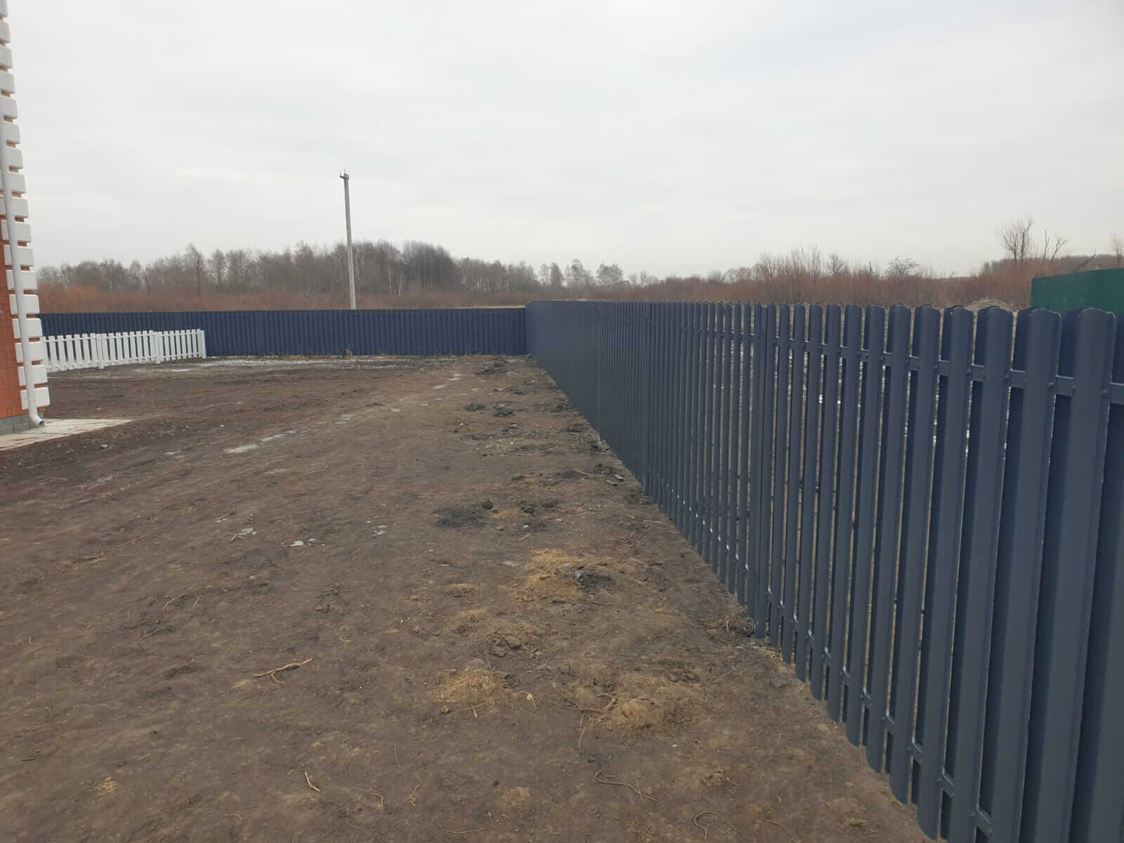 Забор из штакетника 230м Серый Графит фото2 в Ессентуках
