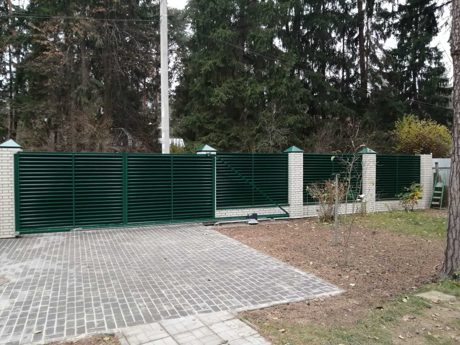 Забор-жалюзи с ламелями ЭКО-Z Зеленый Мох фото5 в Ессентуках