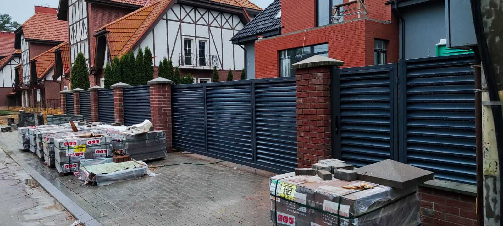 забор-жалюзи с ламелями эко-z ral7024 серый графит фото17 в Ессентуках