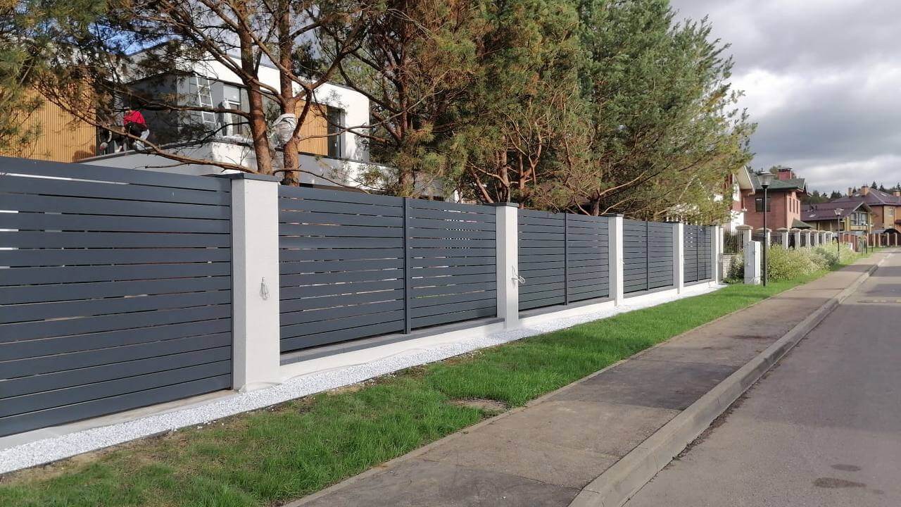 Забор-ранчо из металлопланкена 36м RAL7024 Серый Графит в Ессентуках