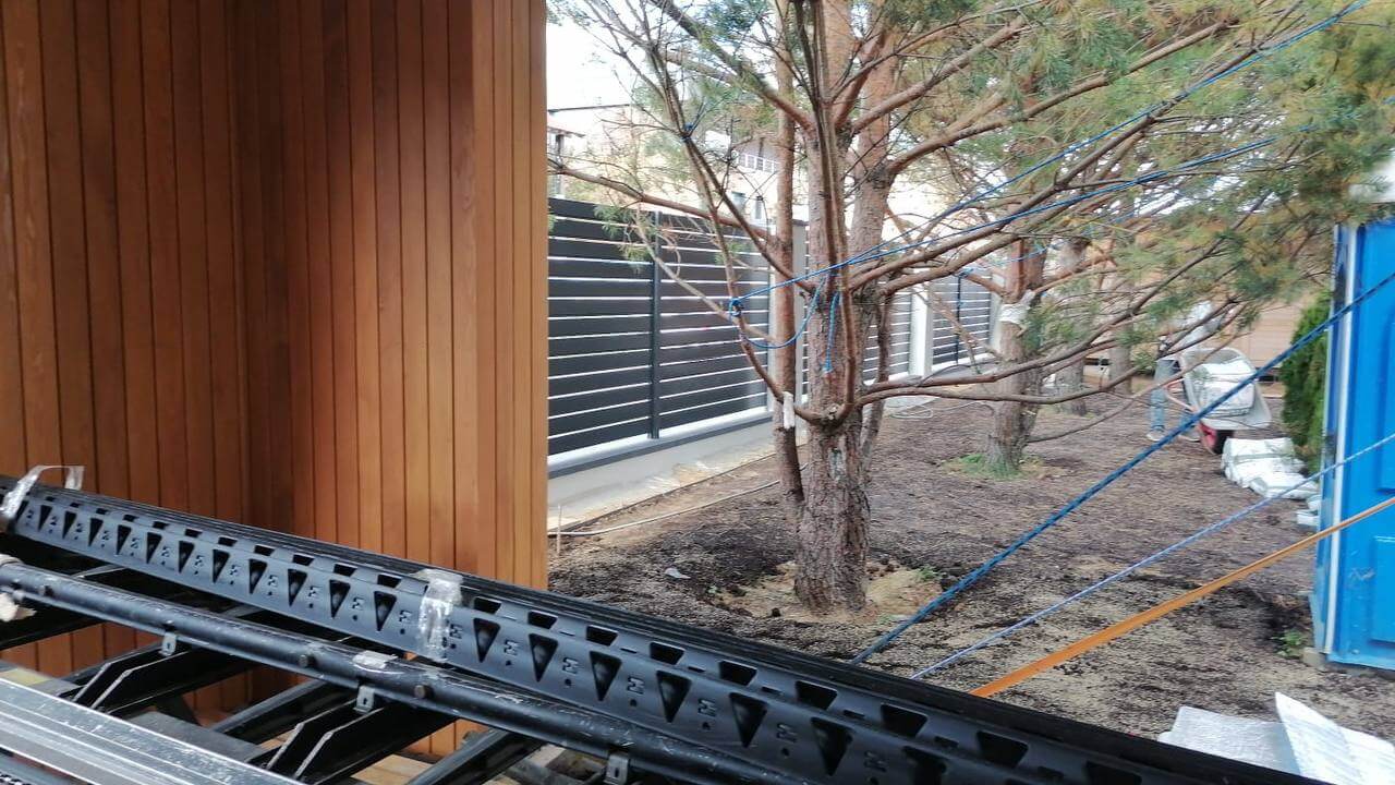 Забор-ранчо из металлопланкена 36м RAL7024 Серый Графит фото 2 в Ессентуках