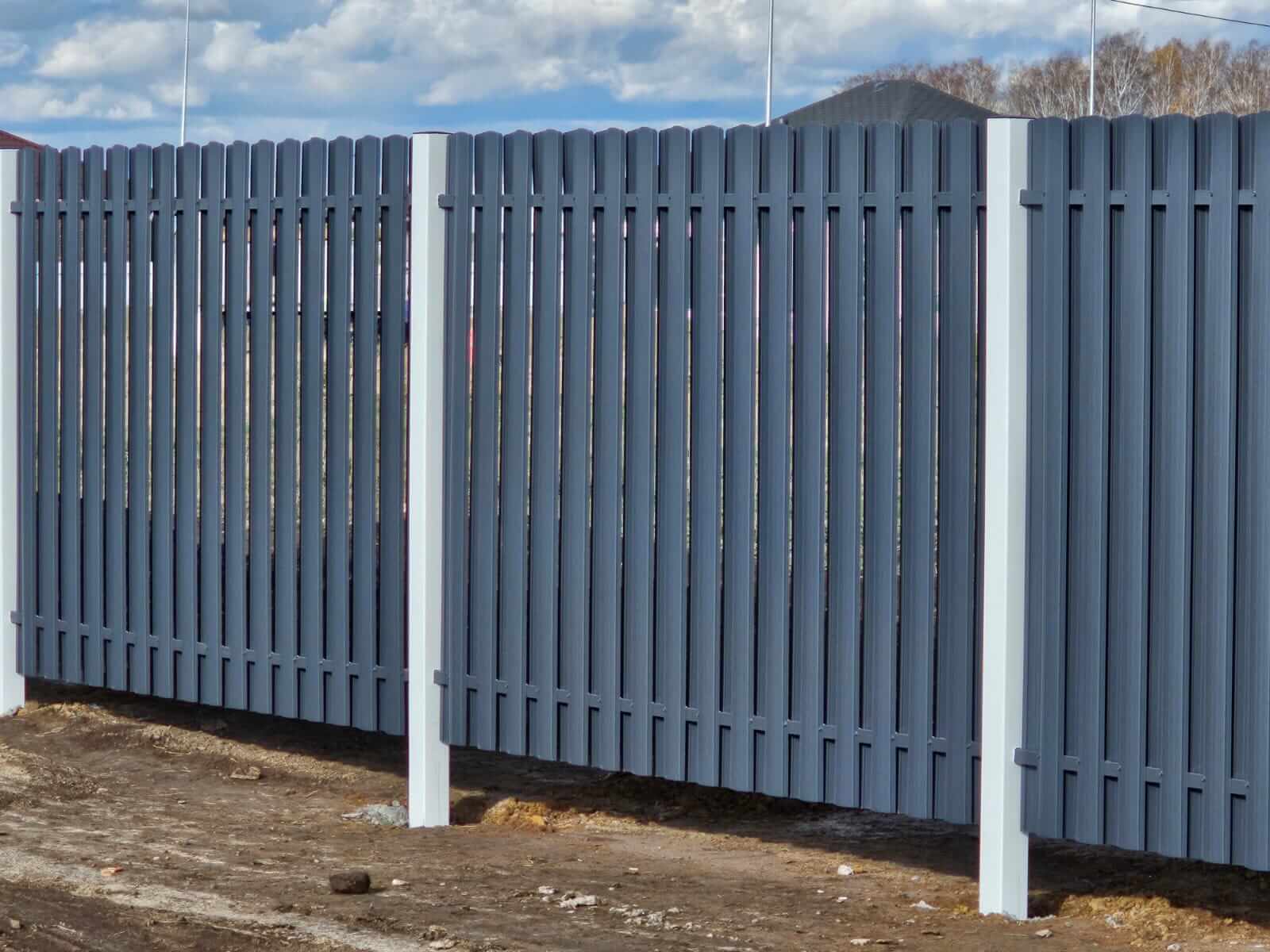 Забор из евроштакетника 234м RAL7024/7024 Серый Графит двусторонний фото 1 в Ессентуках