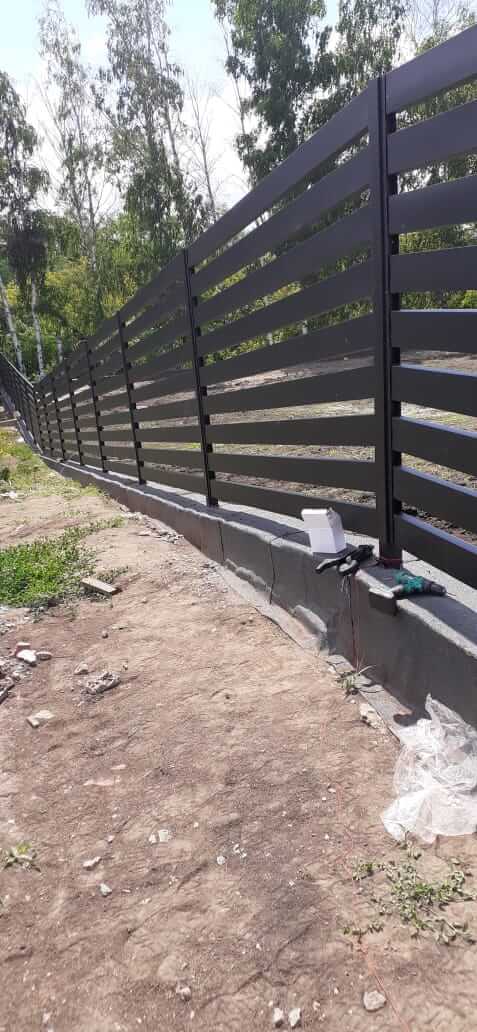 Забор-ранчо из металлопланкена 48м RAL9005 Черный МАТТЕ фото 1 в Ессентуках