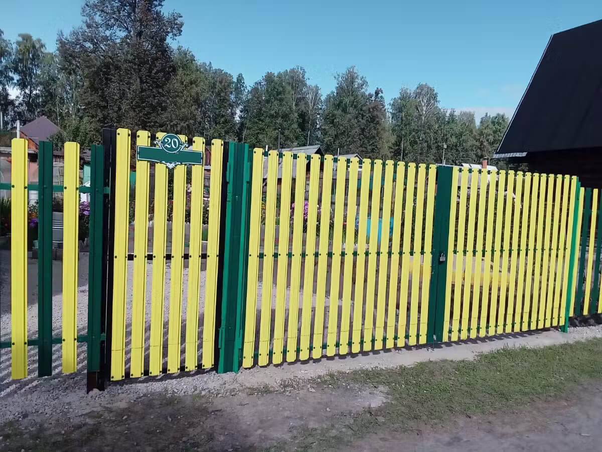 Забор из евроштакетника 13м RAL1018 Желтый в Ессентуках
