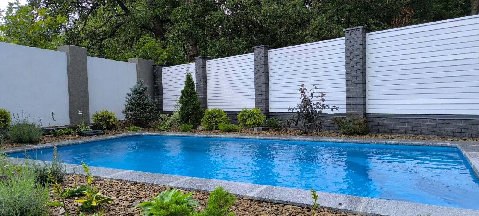 Забор-жалюзи из ламелей Хай-Тек 54м RAL9003 Белый фото 4 в Ессентуках