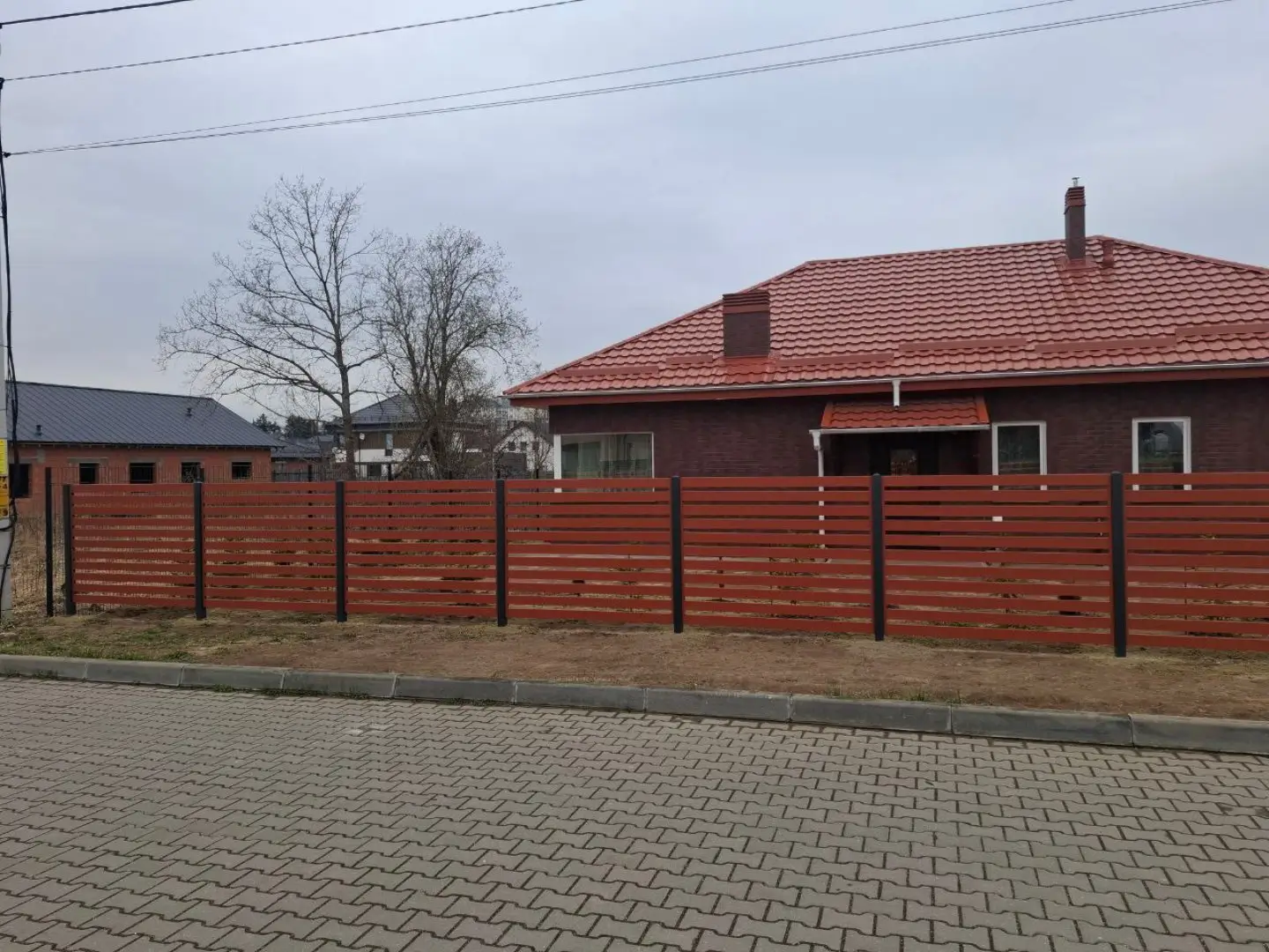 Забор-ранчо из металлопланкена 18м RAL8004 Терракотовый фото 3 в Ессентуках